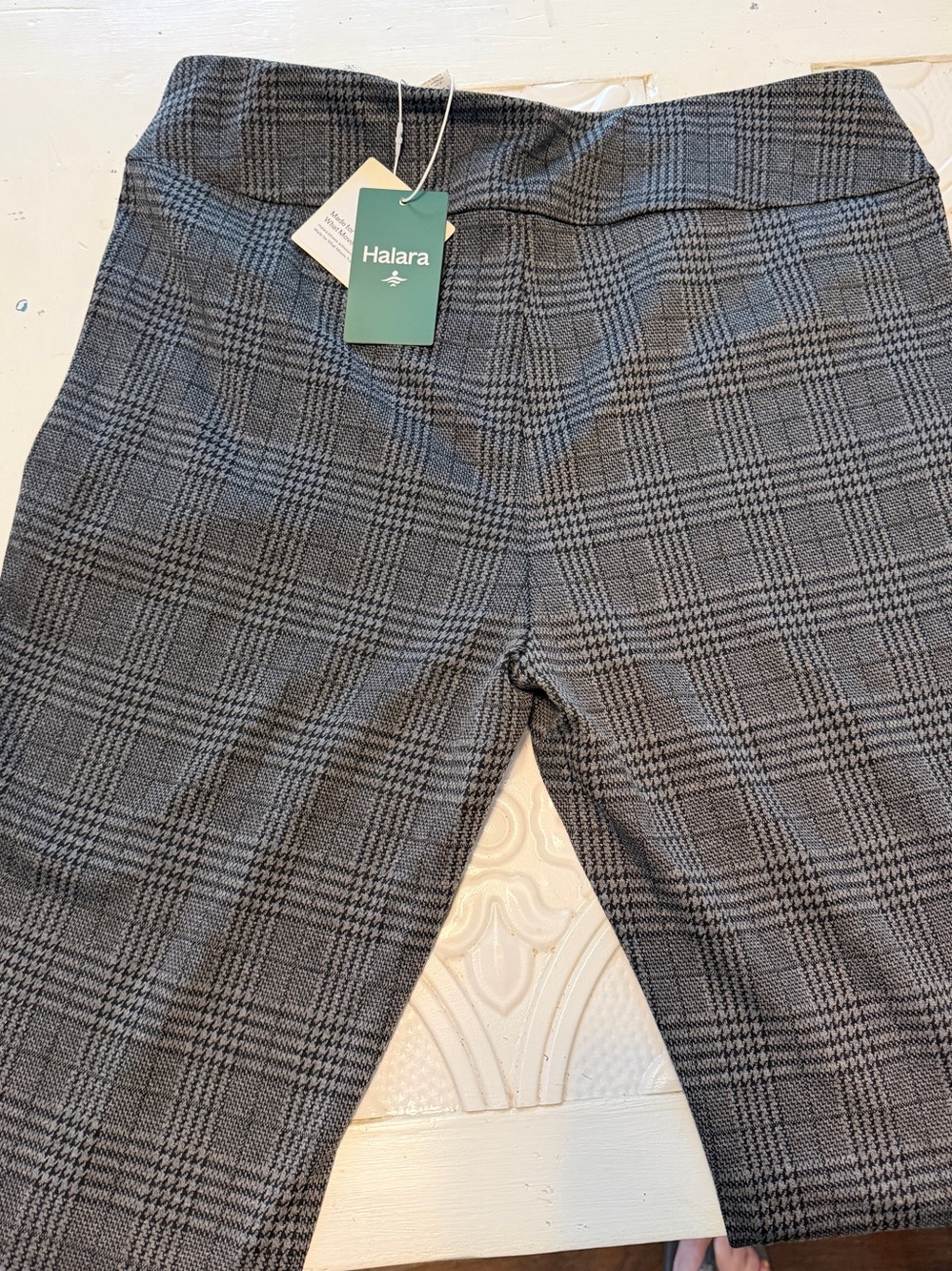 Halara Flex™ High Waisted
Houndstooth Plaid Skinny
Work Pants